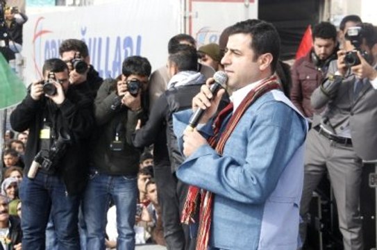Demirtaş'tan Erdoğan'a Cevap: Sen Kimsin