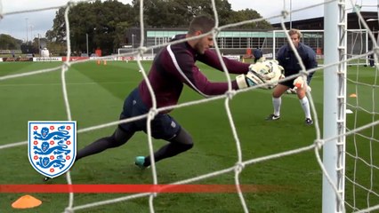 Fraser Forster prepares  for San Marino | Inside Training
