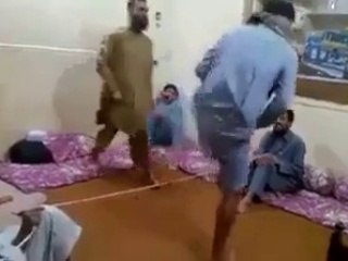 ہاہاہا. پٹھان بھائیوں کا شغل دیکھیں