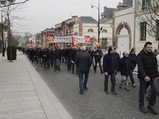 700 salariés des maisons de champagne manifestent