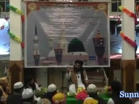 Allama Khan Muhammad Qadri in Jalsa Eid Milad-un-Nabi (SAWW) 2013 Al-Karam Masji