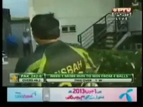 Pakistan VS West Indies 5th ODI 2013 - Last Over Wining Moments
