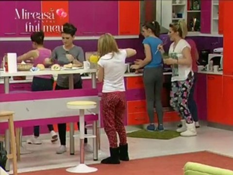 plecarea baietilor...printzi si fetele la masa 2015-03-18 17-00-10-923