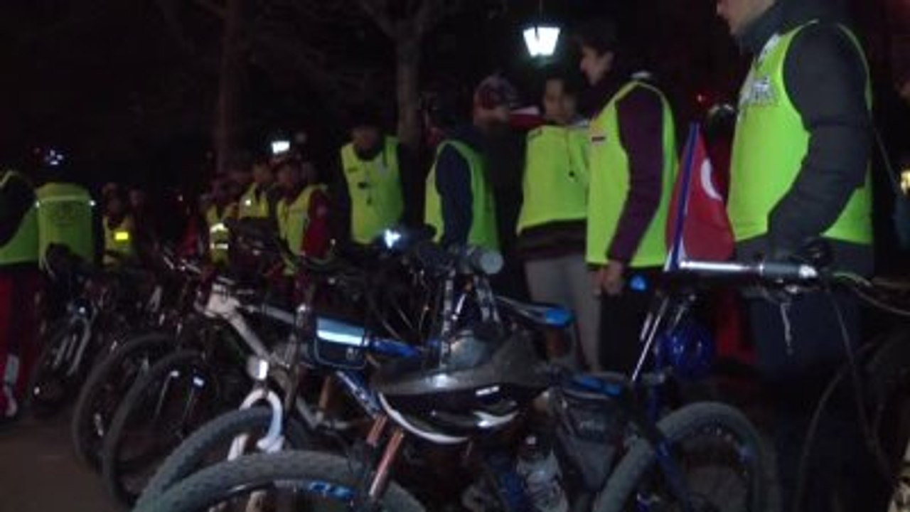 Vosvos" ve Motosiklet Kulüpleri Zafer Korteji