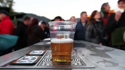 Cette machine à Bière est Révolutionnaire