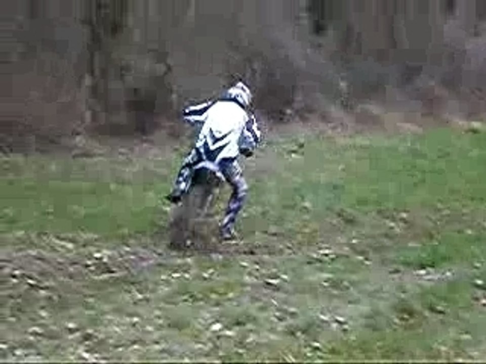 Mat labourre le terrain !!!
