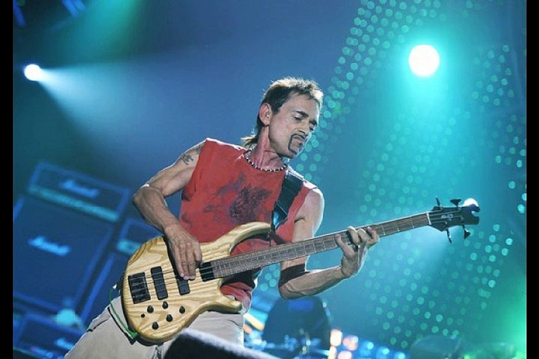 Free bassist Andy Fraser dies at 62