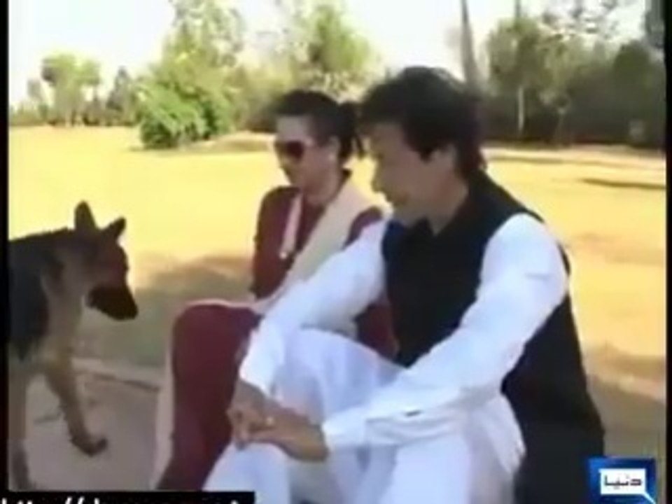 Imran Khan's Meet With Mehar Bukhari
