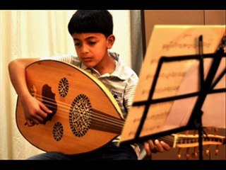 على نغم العود - فاطمه على