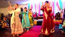Mehndi Lage Gi Tere Hath - Mehndi Night Desi Girls DANCE
