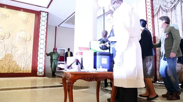 Guinea sets vaccinations plans in fight against Ebola