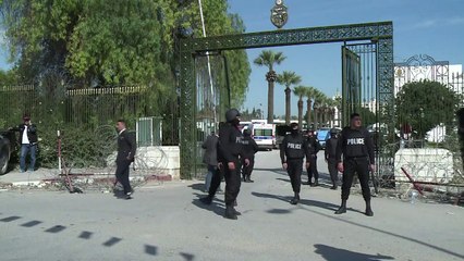 Premiê revisa para baixo número de vítimas na Tunísia