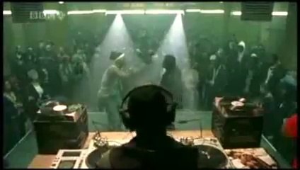 Bohemia vs Yo Yo Honey Singh Funny Punjabi Rap Battle - Scary Movie -