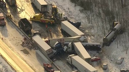 Gigantesque carambolage sur une autoroute canadienne