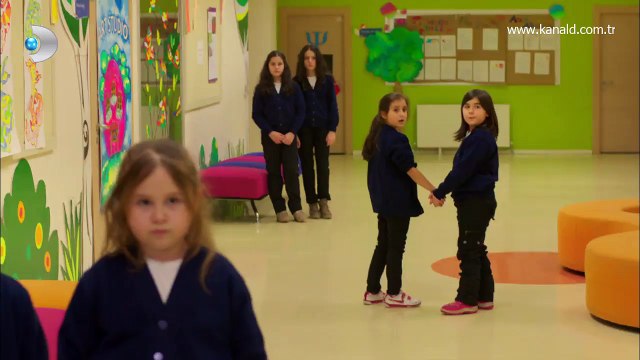 Poyraz Karayel 11. Bölüm - Tövbe ettim mafya dünyasına!