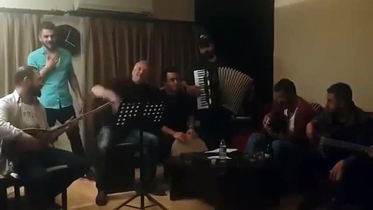 Beşiktaş 112 Yaşına Özel - Beşiktaşlı Ünlülerden Yeni Beste [LOL EXA]