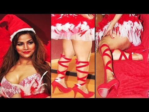 South Hot Babe Tanisha Singh Showing Huge Bosoms & Tight Bums