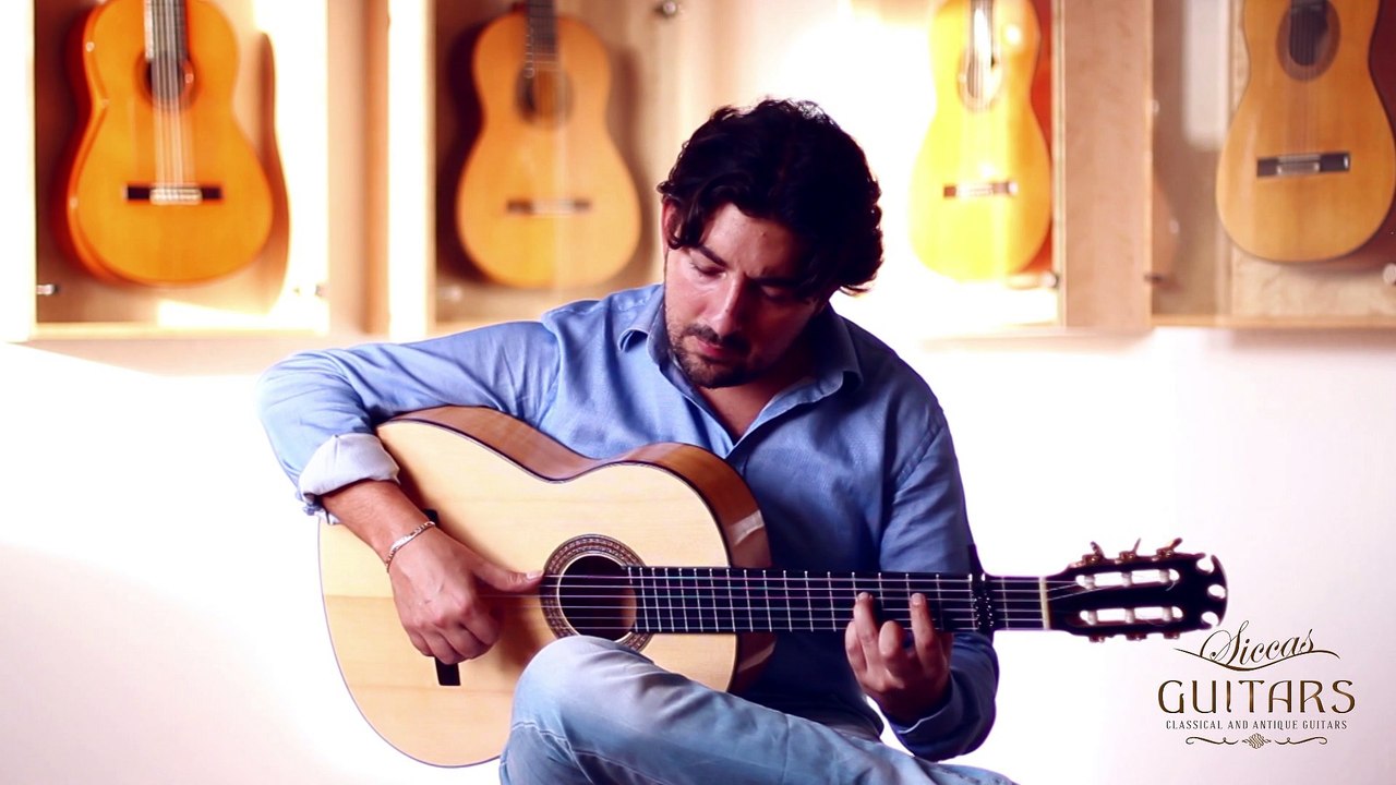 Antonio Rey plays Taranta on a 1960 Sobrinos de Domingo Esteso