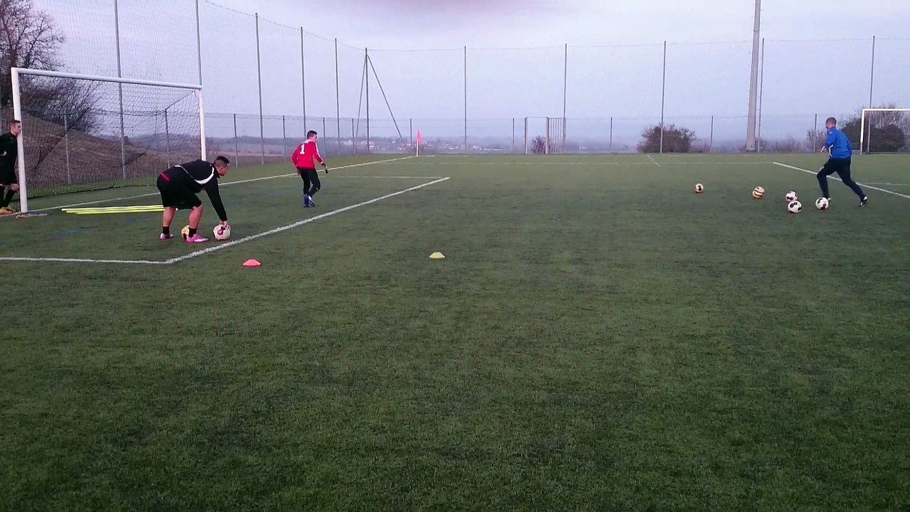 ENTRAINEMENT SPÉCIFIQUE DES GARDIENS