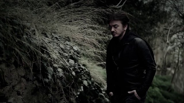Orhan Ölmez - Ömür Dediğin (Klip) 2015