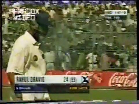 Shoaib Akhtar - Consequtive Yorkers to Dravid & Sachin