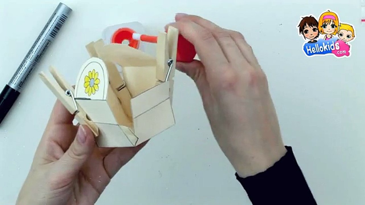 Wie man eine Osterpapierschachtel bastelt