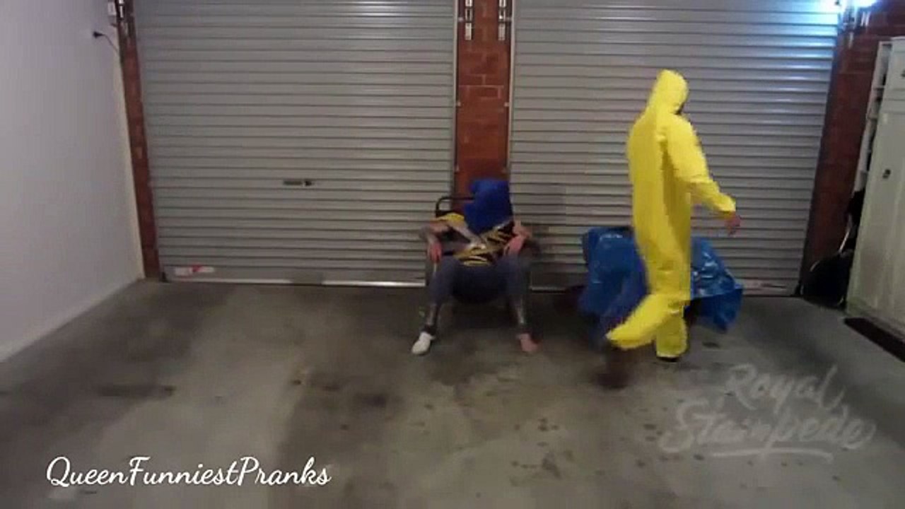 Scary Pranks 2014 - Pranks Gone Wrong Almost Died - BEST Pranks Of All Time 2014