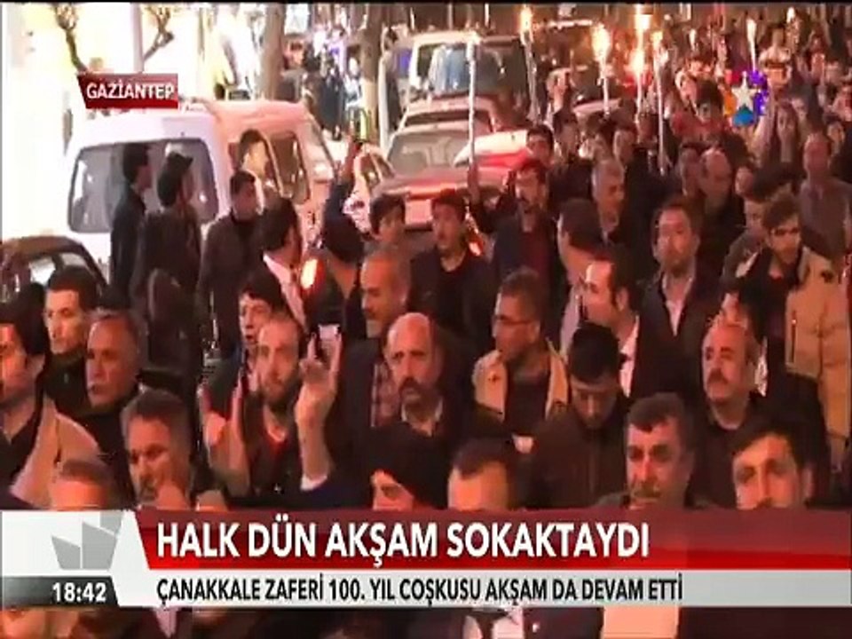 Çanakkale zaferi 100. Yıl çoşkusu akşam da 1915 metrelik bayrakla devam etti