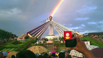 Dancing Sun Miracle - Divine Mercy Hills, Philippines - YouTube