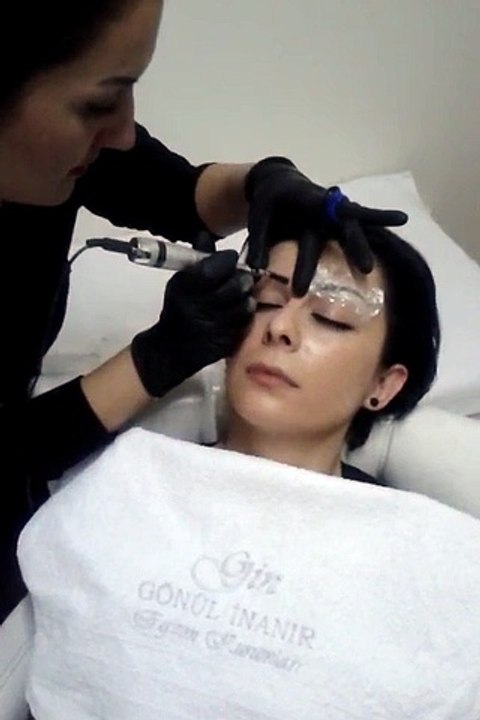 Gin Akademi Gönül Inanir Estetisyenlik Güzellik  Uzmanligi Kursu Mecidiyeköy Sisli