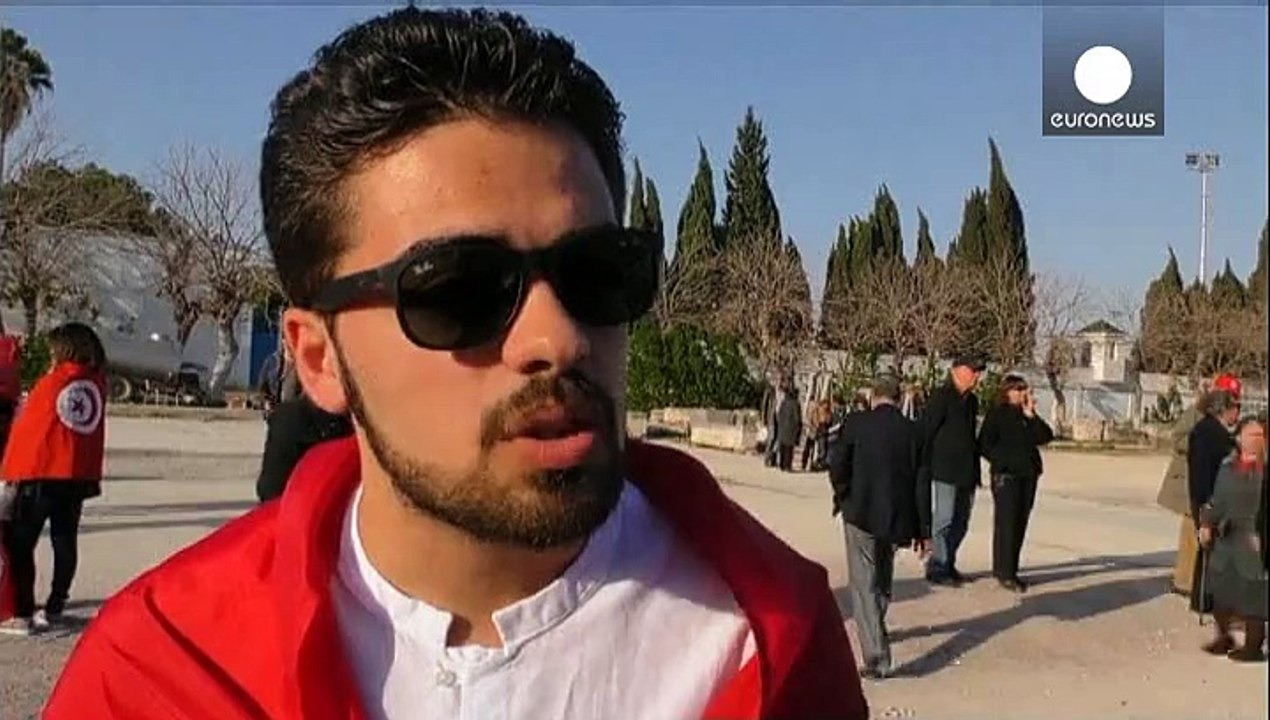 Les Tunisiens unis contre le terrorisme dans la rue et sur internet
