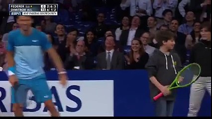 kid defeats roger federer in tennis