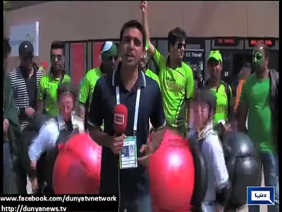 Cricket fans hopeful for pakistan's victory against Australia - But is not looking possible - HDEntertainment