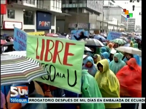Trabajadores ecuatorianos repudiaron marcha opositora