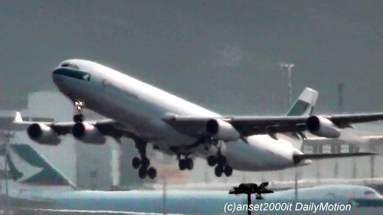 Airbus A340 Cathay Pacific. Takeoff from Hong Kong International Airport