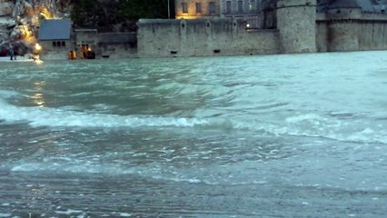 Marée du siècle au Mont-Saint-Michel