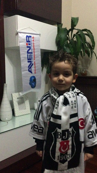 BEŞİKTAŞ MARŞI DEĞİL FENER MARŞI BU