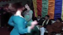 Indian Wedding Professional Beauties Beautiful Dance on Song - Bismillah karan