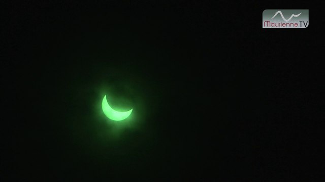 Eclipse solaire du 20/03/2015, filmée depuis Saint-Jean-de-Maurienne
