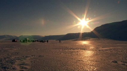 下载视频: Éclipse : En Norvège, le soleil a complètement disparu quelques instants