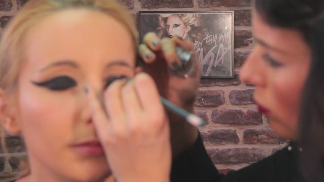 Tuto beauté : le maquillage de Lady Gaga