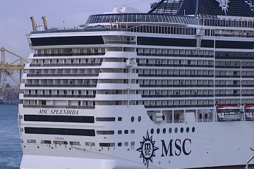 Supervivientes en Túnez dicen que disparaban sin perdón