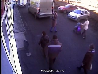 Ne pas téléphoner derrière une camionnette