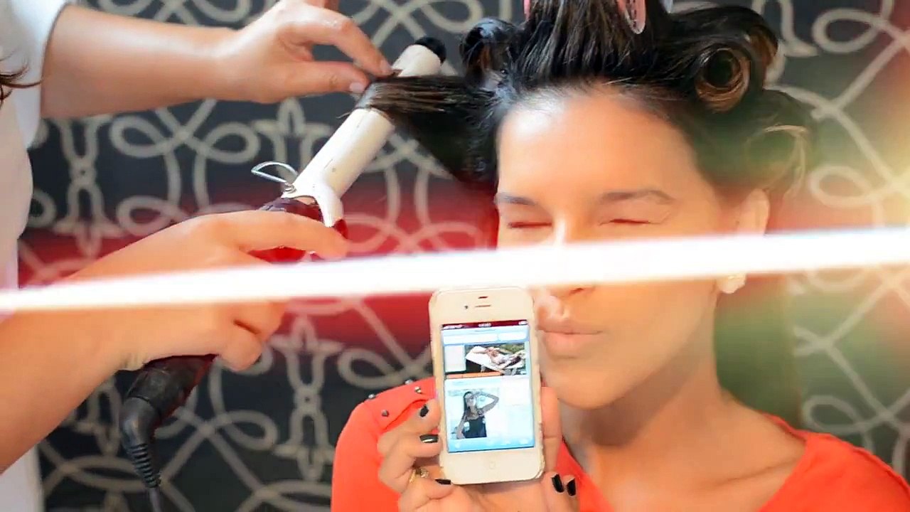 Mariana Rios hairstyle & makeup tutorial