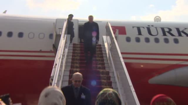 Cumhurbaşkanı Erdoğan, Meçhul Asker Anıtı'nı Ziyaret Etti