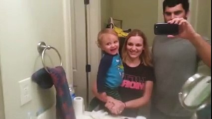 baby learns how to move eyebrows