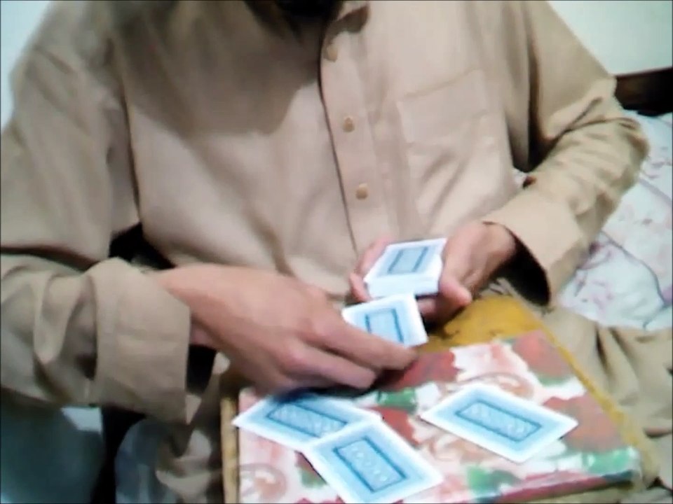 How To Do Magic With Card Trick In Urdu