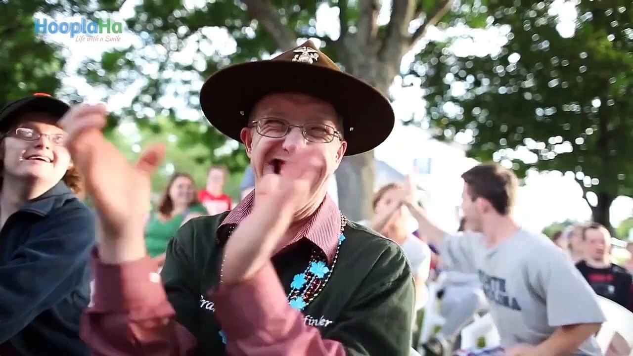 HooplaHa - Life With a Smile