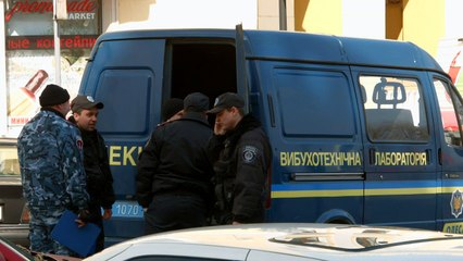 Ukraine: peur et méfiance à Odessa, où des bombes explosent