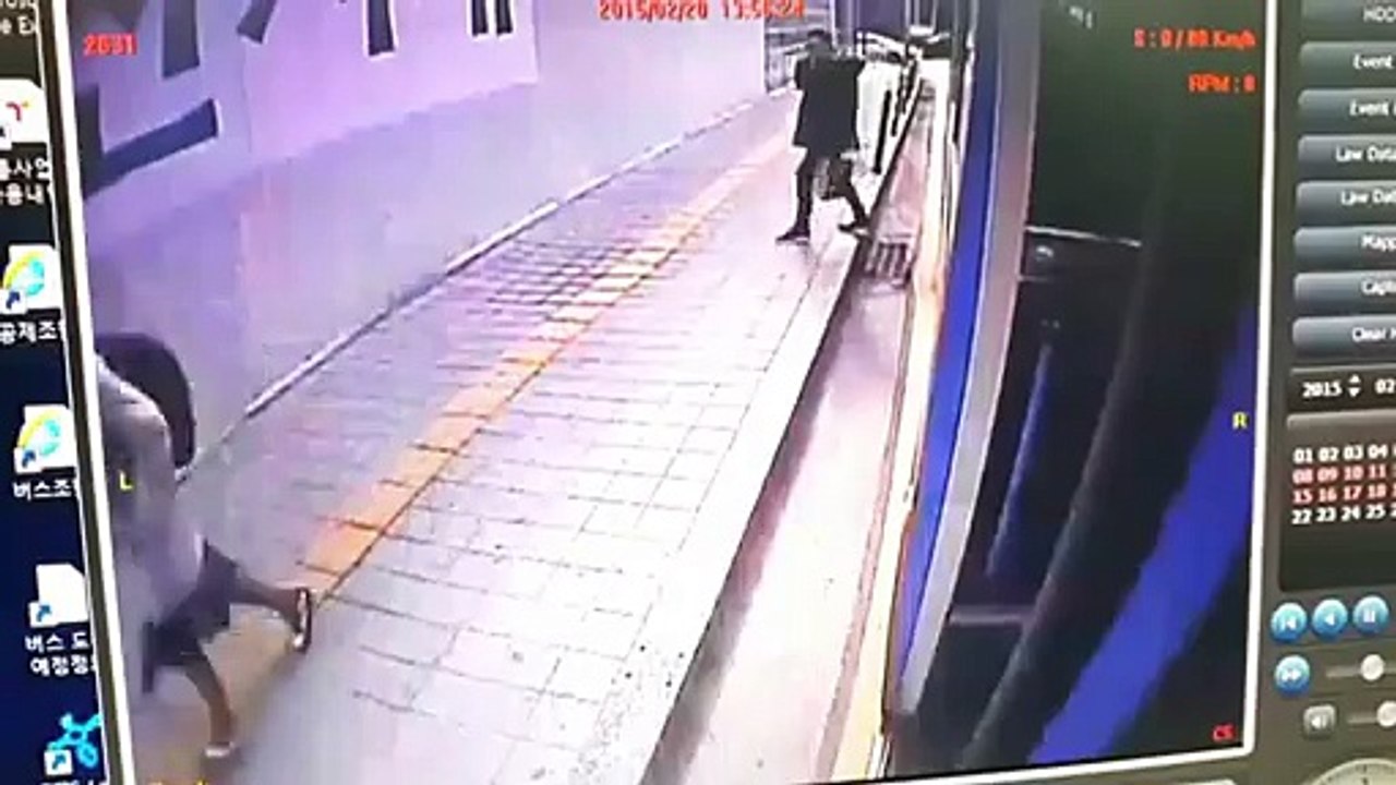 Ladka or Ladki Zemeen Me Chale gaye